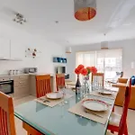 アパート Prime Location With Side Seaviews スリーマ