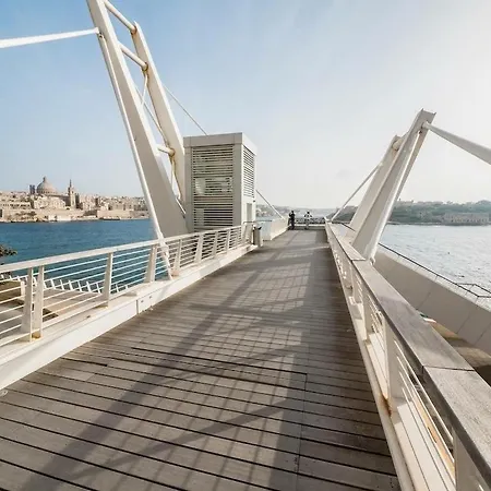 Prime Location With Side Seaviews Sliema