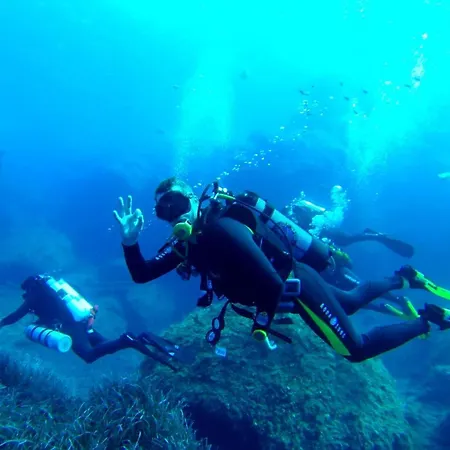 Prime Location With Side Seaviews * 슬리에마