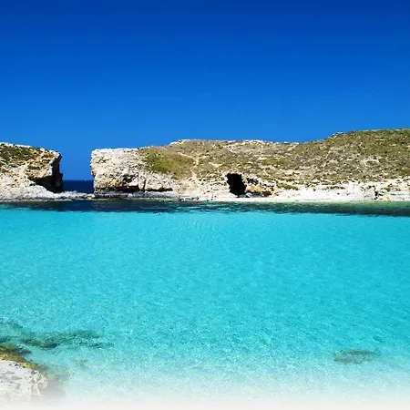 아파트 Prime Location With Side Seaviews