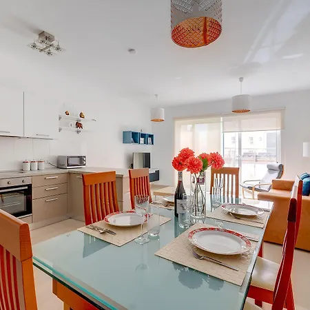 Appartement Prime Location With Side Seaviews Sliema