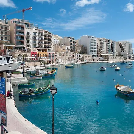 Prime Location With Side Seaviews * Sliema